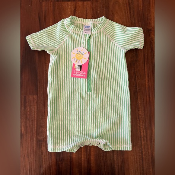 Ruggedbutts Spring Green Searsucker Short Sleeve Rash Guard 6-12m - Picture 1 of 2